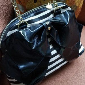 💖 NWT Betsey Johnson BOW-NANZA Dome Stripe Satchel